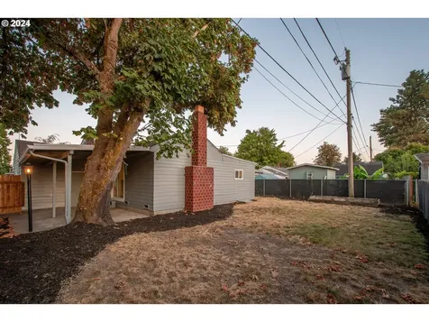 430 Bradley Street SE Albany OR 97321