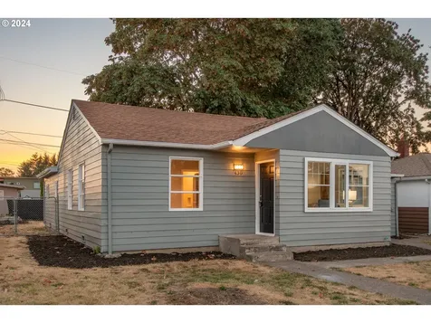 430 Bradley Street SE Albany OR 97321