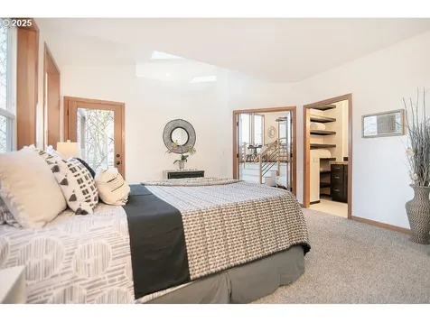 10624 NW 4th Street Portland OR 97231