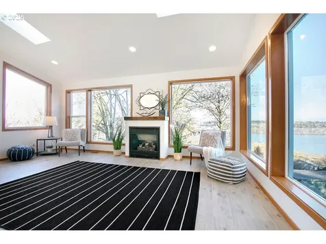 10624 NW 4th Street Portland OR 97231