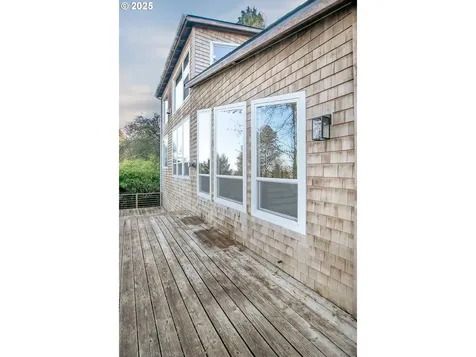 10624 NW 4th Street Portland OR 97231