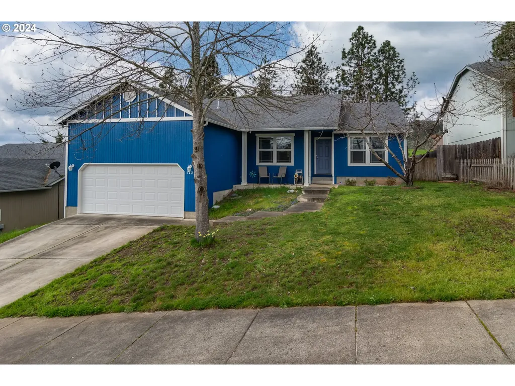 122 Salmon Street Roseburg OR 97471