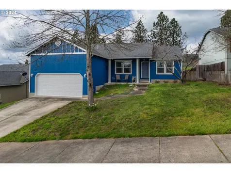 122 Salmon Street Roseburg OR 97471
