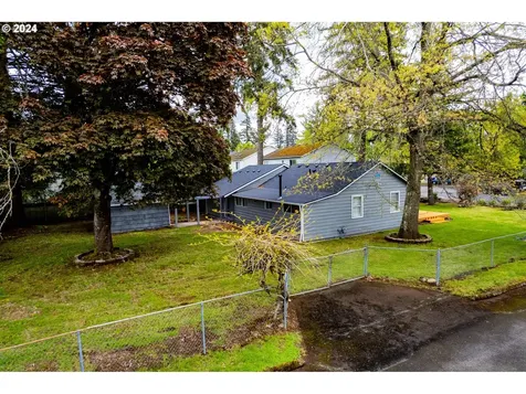 17141 Se Stephens Street Portland OR 97233