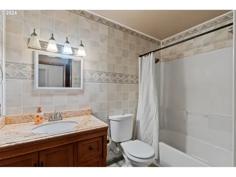 1828 Cherry Street Umatilla OR 97882