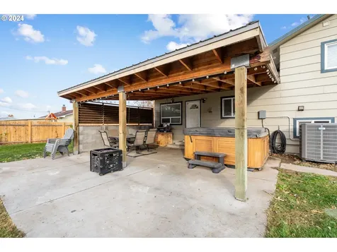 1828 Cherry Street Umatilla OR 97882