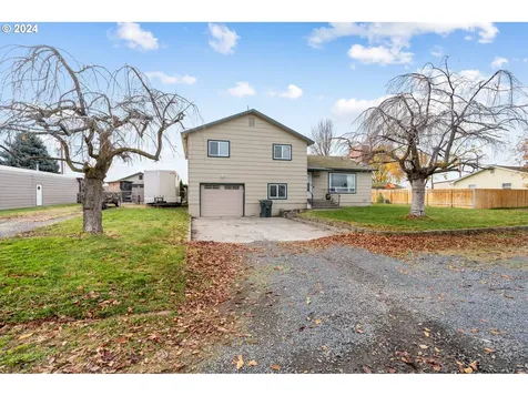 1828 Cherry Street Umatilla OR 97882