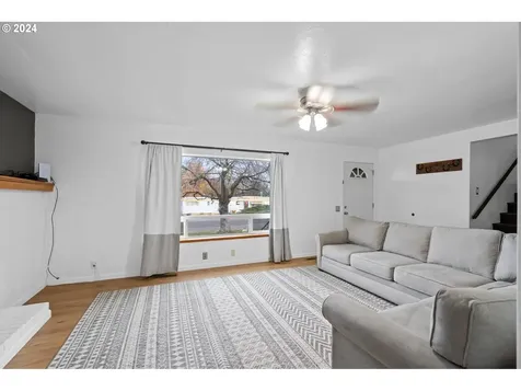 1828 Cherry Street Umatilla OR 97882