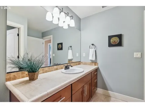 13166 King Salmon Court Oregon City OR 97045