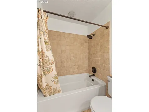 3825 SE 6th Street Gresham OR 97080