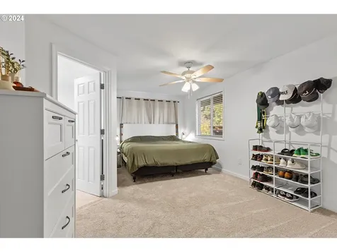 3825 SE 6th Street Gresham OR 97080