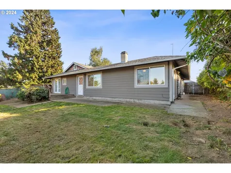 3825 SE 6th Street Gresham OR 97080