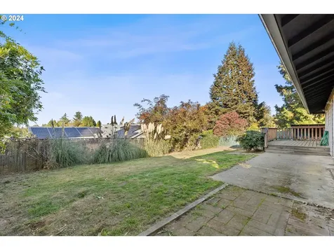 3825 SE 6th Street Gresham OR 97080