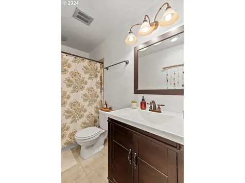 3825 SE 6th Street Gresham OR 97080
