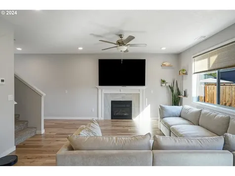 1458 45th Avenue Sweet Home OR 97386