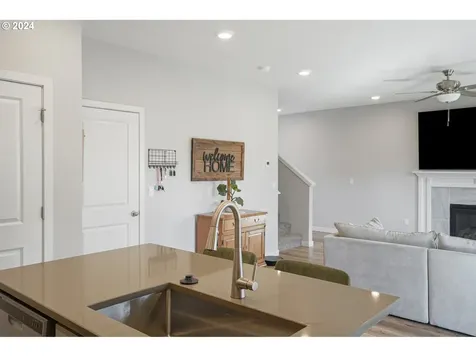 1458 45th Avenue Sweet Home OR 97386