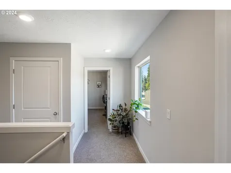 1458 45th Avenue Sweet Home OR 97386
