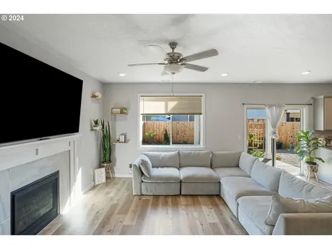 1458 45th Avenue Sweet Home OR 97386