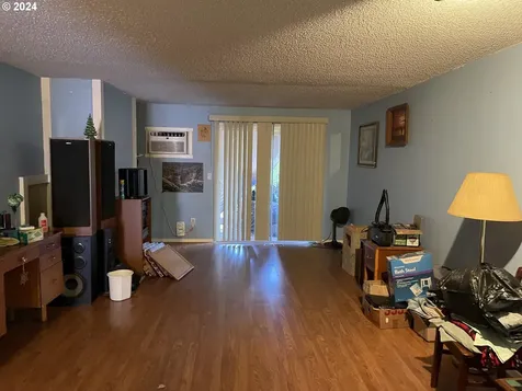 6835 SW Sussex Street Beaverton OR 97008