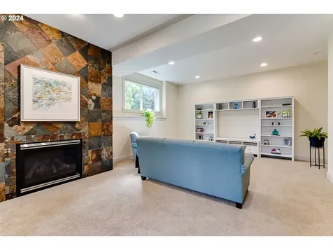 3333 Bentley Avenue Eugene OR 97405