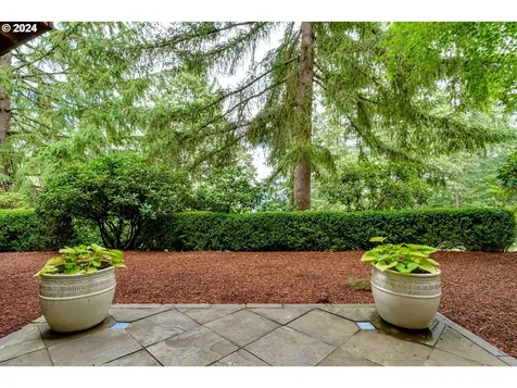 3333 Bentley Avenue Eugene OR 97405