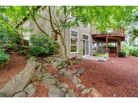 3333 Bentley Avenue Eugene OR 97405