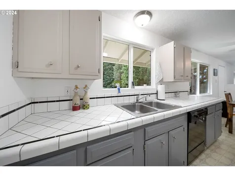 94791 Sunnyside Lane Coquille OR 97423
