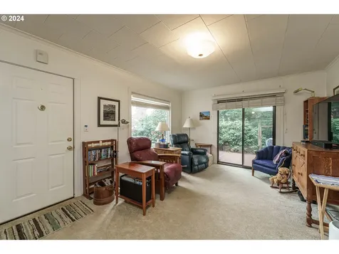 139 Nw 6th Avenue Canby OR 97013