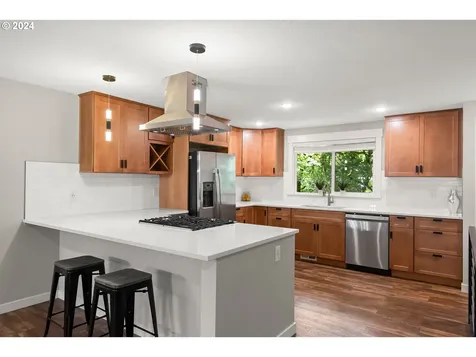 1330 SW Taylors Ferry Court Portland OR 97219