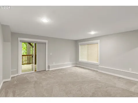 1330 SW Taylors Ferry Court Portland OR 97219
