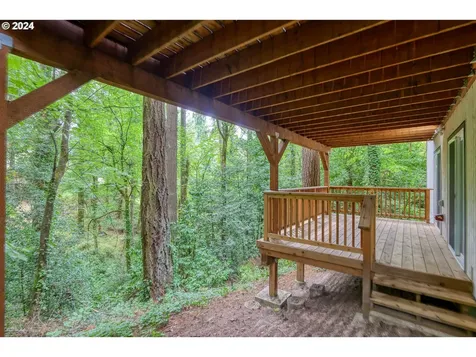 1330 SW Taylors Ferry Court Portland OR 97219