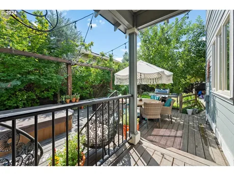 1247 NW Fort Clatsop Street Bend OR 97703