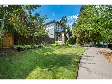 1247 NW Fort Clatsop Street Bend OR 97703