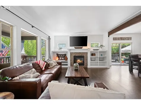 1247 NW Fort Clatsop Street Bend OR 97703