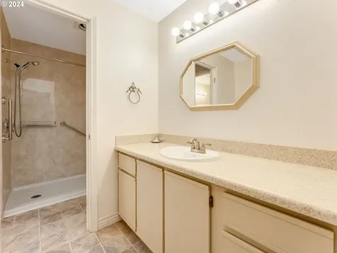 4109 Plomondon Street Vancouver WA 98661