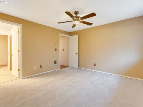 4109 Plomondon Street Vancouver WA 98661