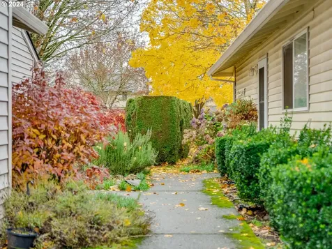 4109 Plomondon Street Vancouver WA 98661