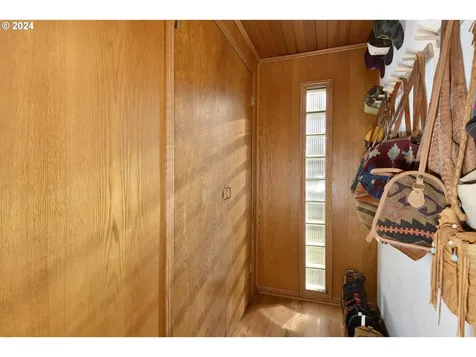 12939 Se Claybourne Street Portland OR 97236