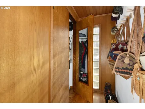 12939 Se Claybourne Street Portland OR 97236