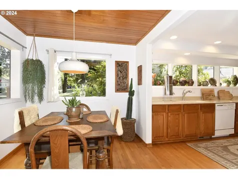 12939 Se Claybourne Street Portland OR 97236