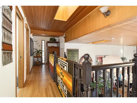 12939 Se Claybourne Street Portland OR 97236