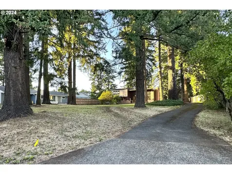 12939 Se Claybourne Street Portland OR 97236