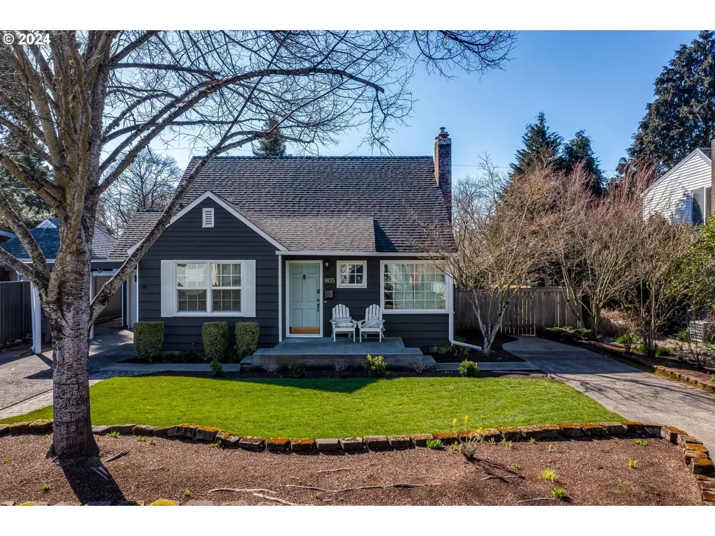 905 Nw 44th Street Vancouver WA 98660