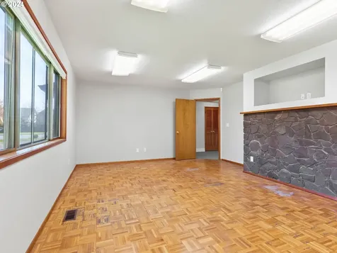 1905 SW 257th Avenue Troutdale OR 97060