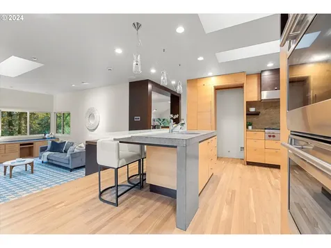 1176 Troon Road Lake Oswego OR 97034