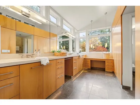 1176 Troon Road Lake Oswego OR 97034
