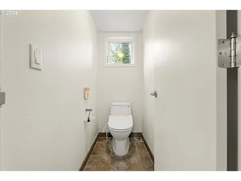 1176 Troon Road Lake Oswego OR 97034