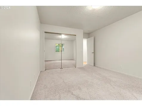 1176 Troon Road Lake Oswego OR 97034