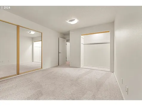1176 Troon Road Lake Oswego OR 97034