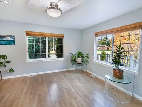 15096 Glen Oak Road Oregon City OR 97045